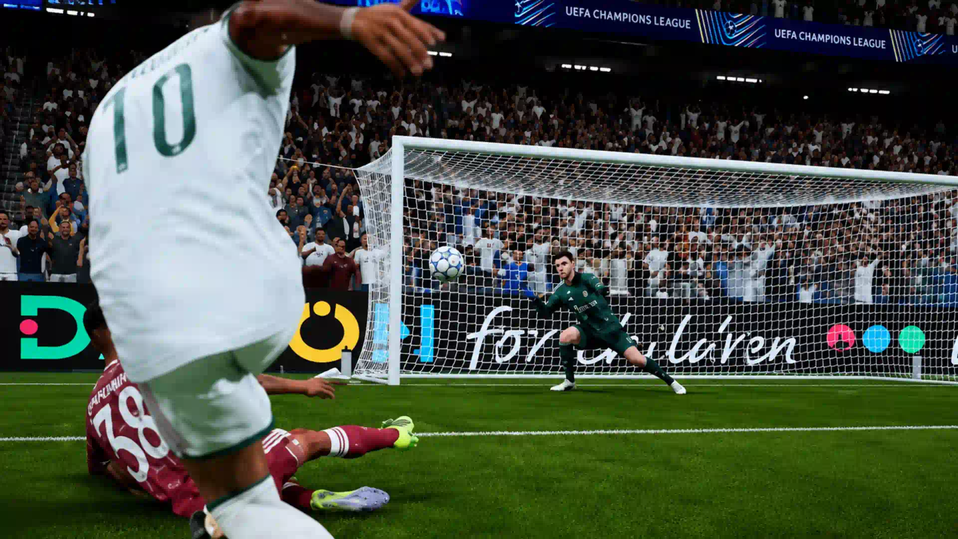 New Corners and Dribbling: Goodbye to Repetitive Goals